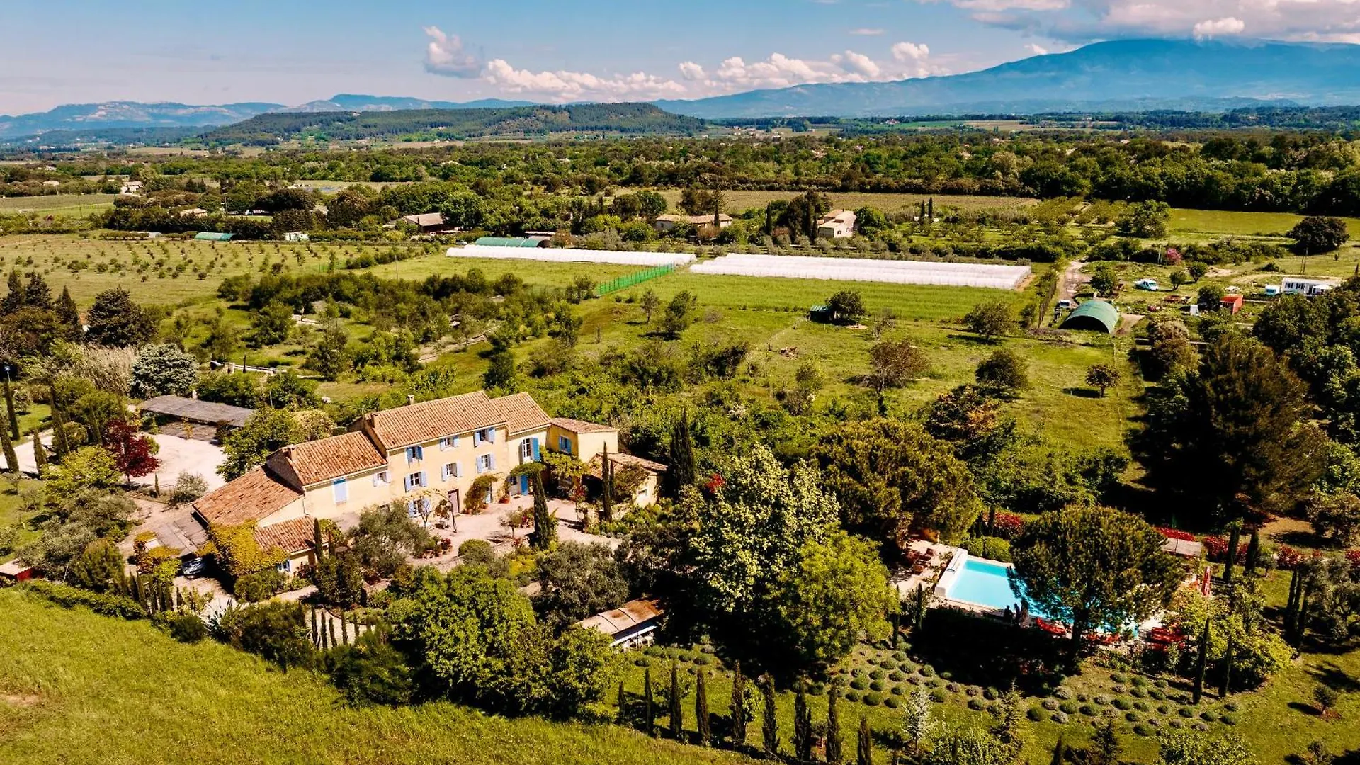 Bastide Saint-Didier 5*, Saint Didier (Vaucluse) France